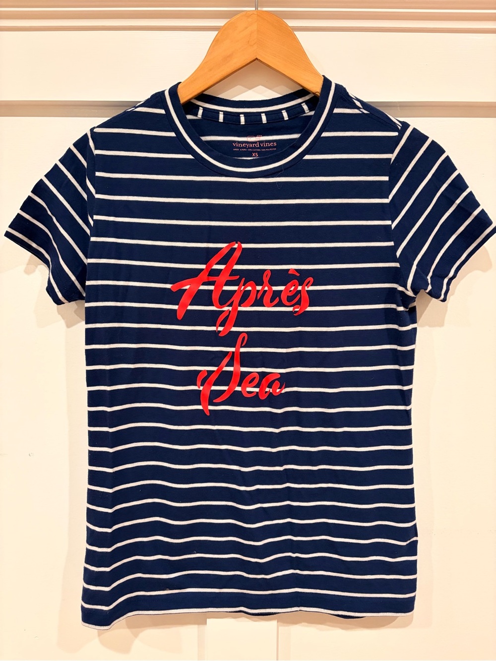 Vineyard Vines Navy and White Striped 'Après Sea' Graphic Tee